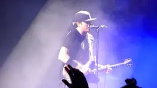 Blink-182 - Ghost on the Dancefloor [Live in London 8th June 2012] HD