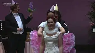 Verena Tranker & Jonas Kaufmann &ndash; &bdquo;Im Feuerstrom der Reben&ldquo; (Die Fledermaus)