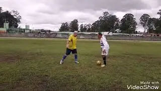 JORGE BRASIL EM MAIS UM JOGO DE FUTEBOL.