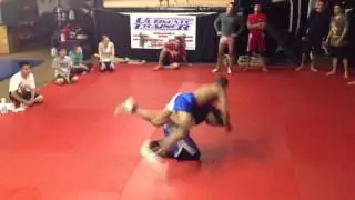 Freddie lux vs Deon Clash