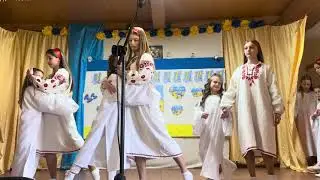 Танець до Дня матері - Dance for mothers