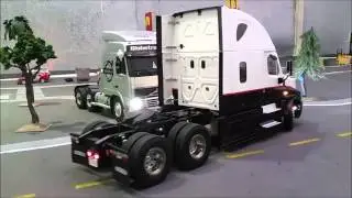 BRUTUS - TAMIYA CASCADIA FREIGHTLINER MFC03 / JR 9CH / SUPORT LEGS