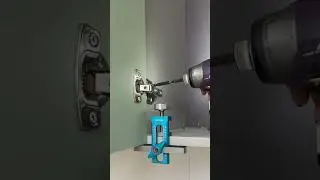 Adjustable Cabinet Door Holder &ndash; Secure and Level Doors Solo