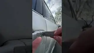 She went to pay for her father&lsquo;s funeral and locked the keys in the car.#locksmith #lockout #rip