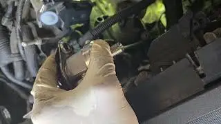 mobil mechanics 2009 to 2016 GMC Acadia high pressure fuel pump replacement p0191 p0496