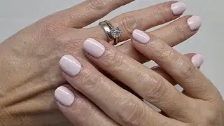 Essie (Gel Couture) 'Matter Of Fiction'