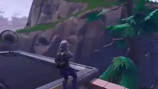 Mezk @ Tilted