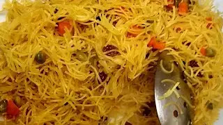 Comment faire de la vermicelle &agrave; la S&eacute;n&eacute;galaise/recette de vermicelle &agrave; la macedoine et raisins