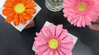 Make a daisy flower out of cream / #caketv #pipingflowers 