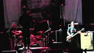 2011.03.14 Emmure - Tales From The Berg / R2Deepthroat (Live in St. Louis)