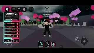 Playing the tod dancing game on Roblox 