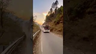 Dhana🚍❤️ #youtubeshorts #explore #ytshorts #bus #himgiri #ytshorts #himgiri_express #shortvideo