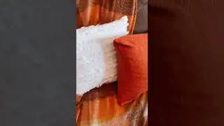 The best Fall throw blanket to cozy up your living room this Autumn in orange.Video via missyraehome