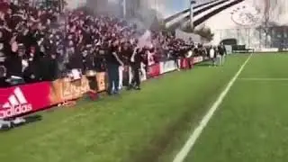 Mini klassieker jo19 Ajax-jo19 Feyenoord 4-0 zingen F-Side vuurwerk open training