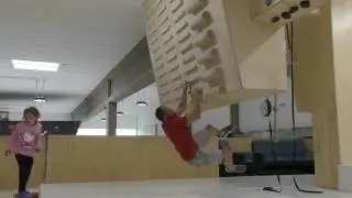 Klettertraining: Pull Through am Campusboard
