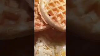 Monterey Jack Jalape&ntilde;o Cheese 2 Eggs on Waffles! #shorts #cookingwithanna @annahalo