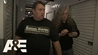 Storage Wars: Bonus - Gunther Texts Casey (Season 11) | A&E