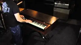 PORTABLE HAMMOND TONE-WHEEL ORGAN