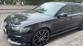 Carros em Paris França 
