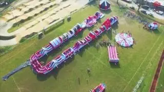 Airquee's O2 Run Giant Obstacle Course!