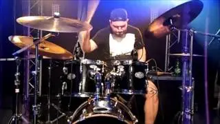 Sleeping Giant Christmas Rock Night 2015 - Clutches