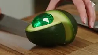 Satisfying ASMR avocado 🥑 #ai #asmr  #genz  #habits #millennials #mindset  #productivity  #shorts