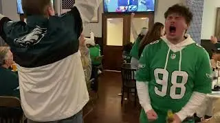 Fans go CRAZY as they watch the Philadelphia Eagles in 2025 NFC Championship game