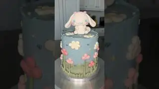 Is this a Hello Kitty thing or no? 😅 #cake #cakedecorating #cinnamoroll #sanrio