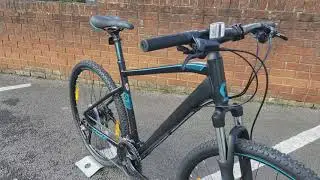Scott Sub Cross 40 Hybrid Bike for Paths and Light Trails