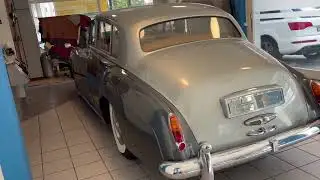 Rolls Royce Ledersitze, Teppich, T&uuml;rverkleidungen neu bezogen