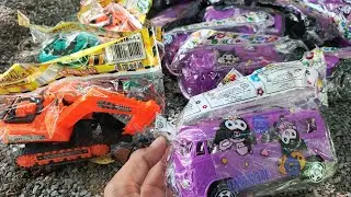 I have a car of the type I want to tell you about and share with you. Play together.