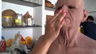 Velho Mascara Girl