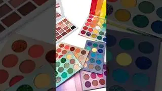 20 Colors Eye Shadow Palette at just Rs. 250/- only. #eyeshadow #eyemakeup #womensfashion #shorts