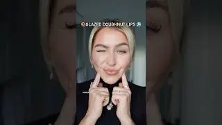 Kosas wet lip oil🍩❄️ #glazeddoughnut #lipcombo #liptutorial #holidayswithyoutube #lipsticktutorial