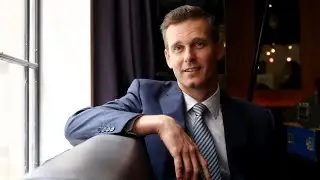 Andrew Charlton apologises for election 'oversight'