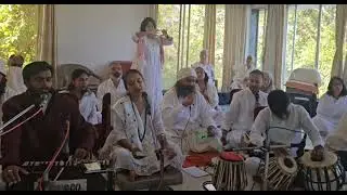 प्यारे ओशो मेरे ओशो आज आनंद की 11/12/25