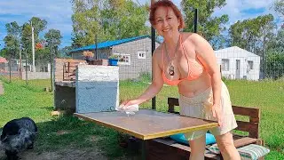 It's summer in Uruguay. It's hot, I'm making a salad outside. Mila Nudist.