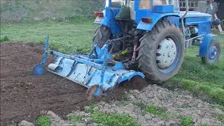 Traktor zetor a rotav&aacute;tor