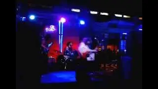 Johnny Nasty Boots - We're Going Down (First time live @ElCuartel)