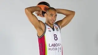Dunk of the night: Adam Hanga, Laboral Kutxa Vitoria