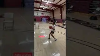 Flare Options Pt1 🤩 #basketballdrills #basketballskills