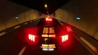 Crazy loud mustang gt sends it in tunnels 