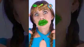 ASMR Emoji Hubba Bubba, Gummy Lips Mukbang #shorts