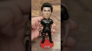 Shah Rukh Khan Don 2 Bobblehead showing it to my viewers