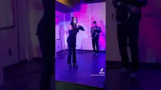 @GothKittyOfficial @OfficialStunnaDior  performing in front of 20 million people CNN world star live stream🏆