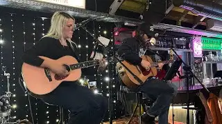 MOJO DOJO feat. Angela Hoodoo & Pablo Fugitivo / Everybody Wants To Go To Heaven (Loretta Lynn)