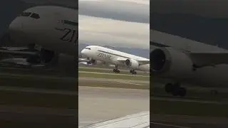Zipair 787 taking off San Jose international airport #airplane #avgeeks #aviation #airport
