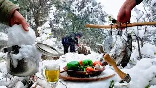Foil-Wrapped CHICKEN LEG PIECES 🍗 in a Clay Oven | Surprise Snowfall Cooking in a Forest 🍁