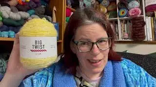 Yarn Review NEW Big Twist #sequin Glam yarn #newyarn #bigtwist #yarnreview #affordablycrafty #yarn