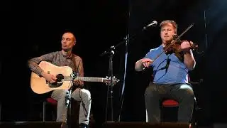 Duo Barbar, Fandango